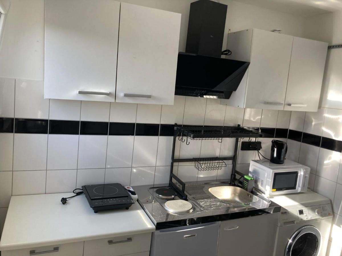 Arany Apartman Aparthotel Cegled Bagian luar foto