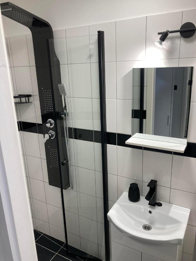 Arany Apartman Aparthotel Cegled Bagian luar foto