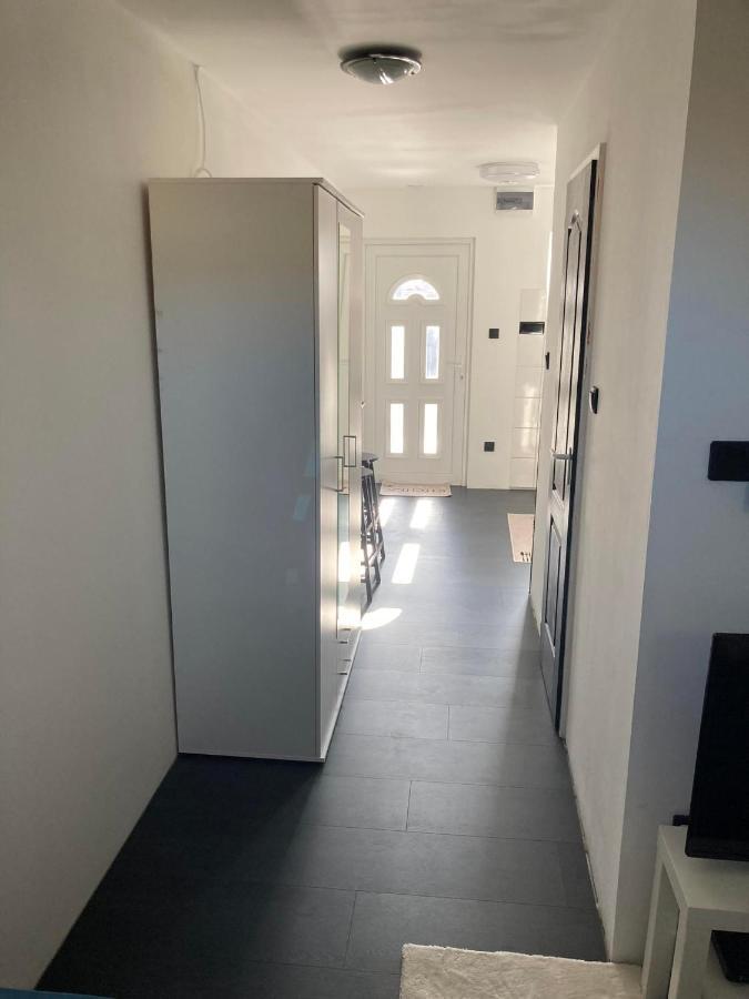 Arany Apartman Aparthotel Cegled Bagian luar foto